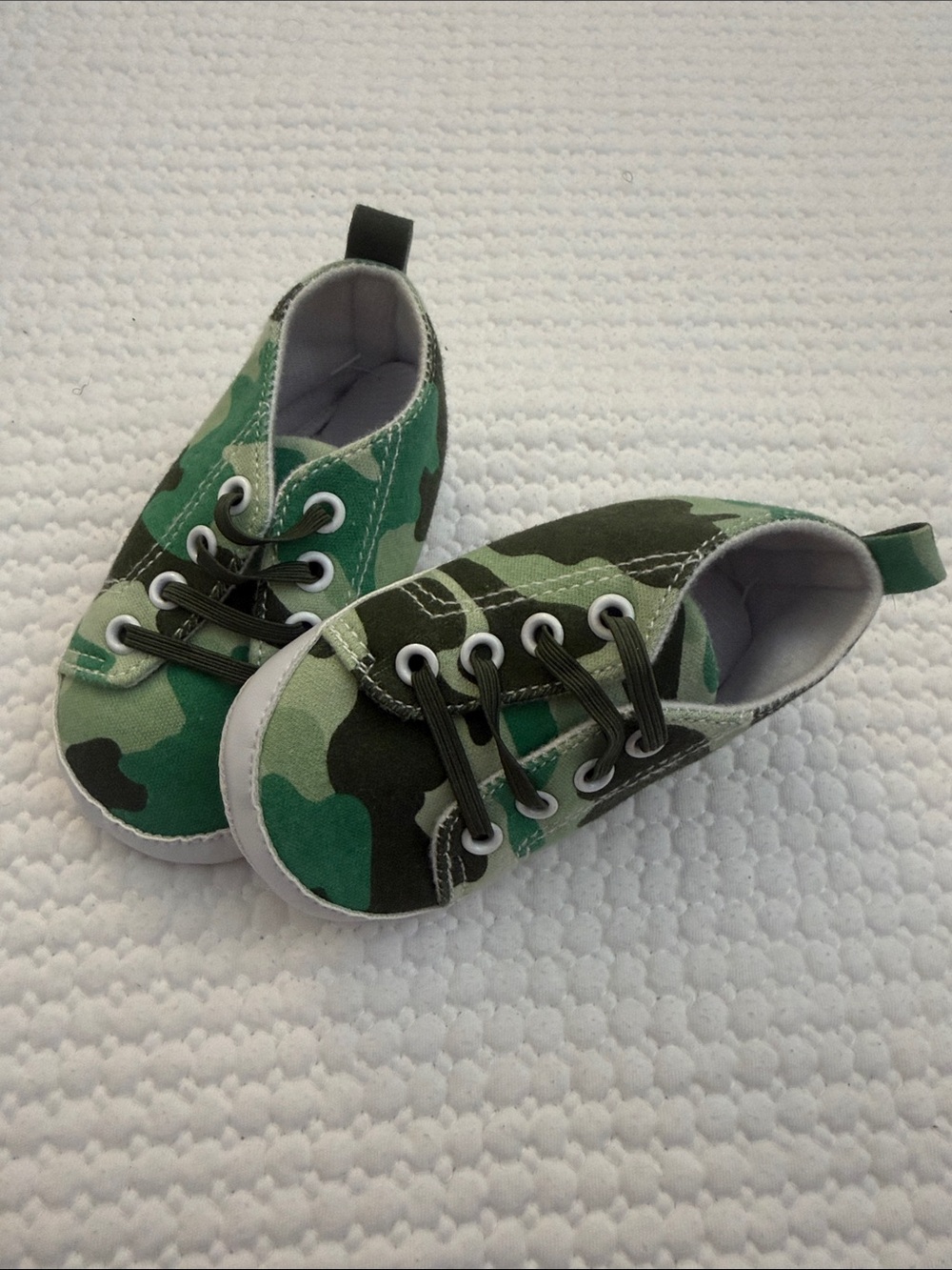 Kids Camouflage Lace-Up Sneakers - Green
